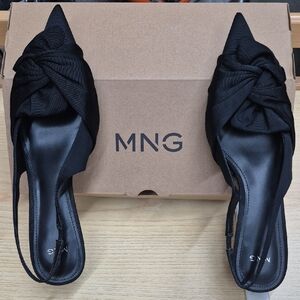 Mango Black Knot Heel Shoes size 8.5